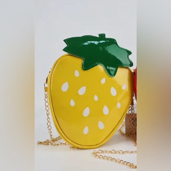 3/$20 Yellow Strawberry Shoulder Bag Crossbody Purse NEW - Picture 6 of 8